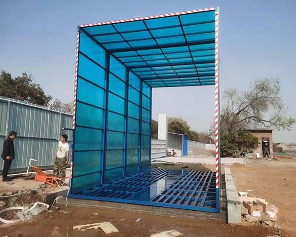 焦作工地洗車臺4/8/5全封閉安裝調試完畢