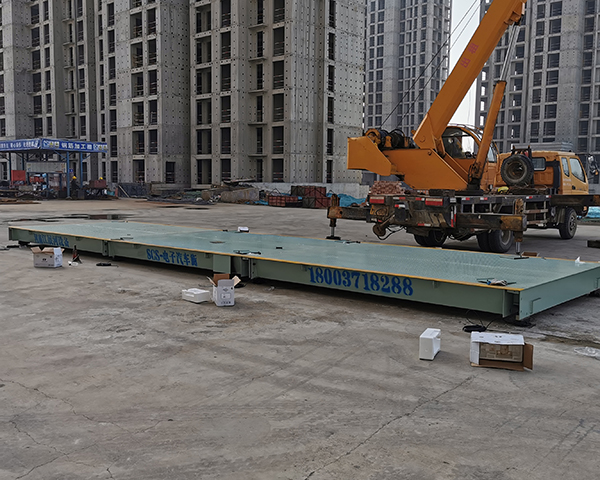 鄭州中牟中鐵建工3/16米電子汽車衡安裝調(diào)試完畢！